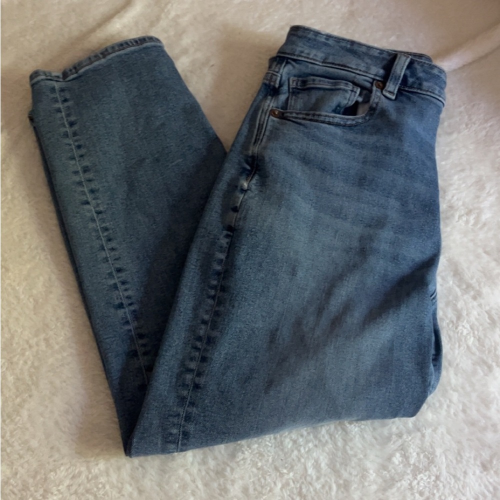 American Eagle Outfitters Stretch Mom Jean